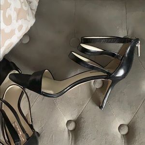 🖤 Triple Strap Black BCBG Heels